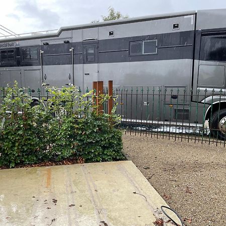 B&B Het Welthof Bree Bagian luar foto