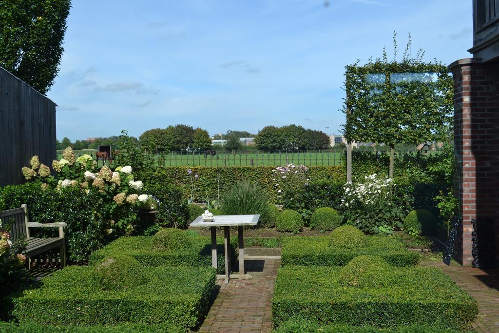 B&B Het Welthof Bree Bagian luar foto