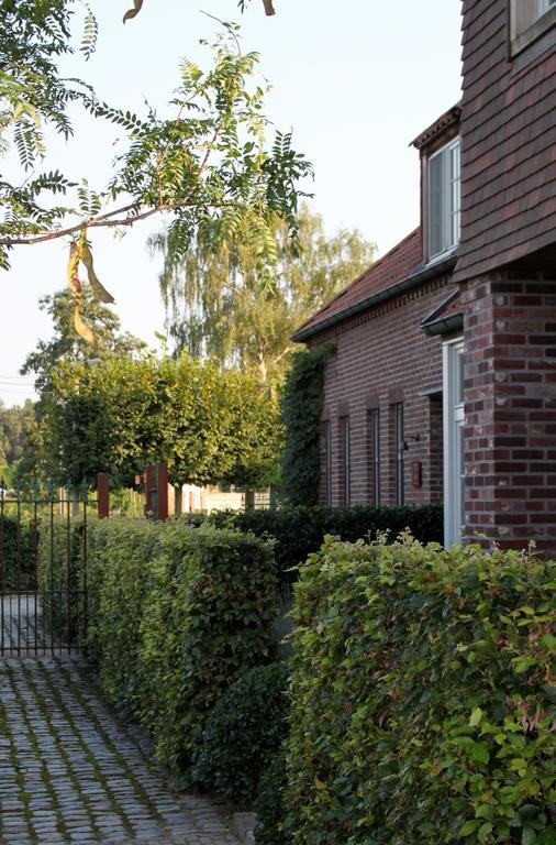 B&B Het Welthof Bree Bagian luar foto