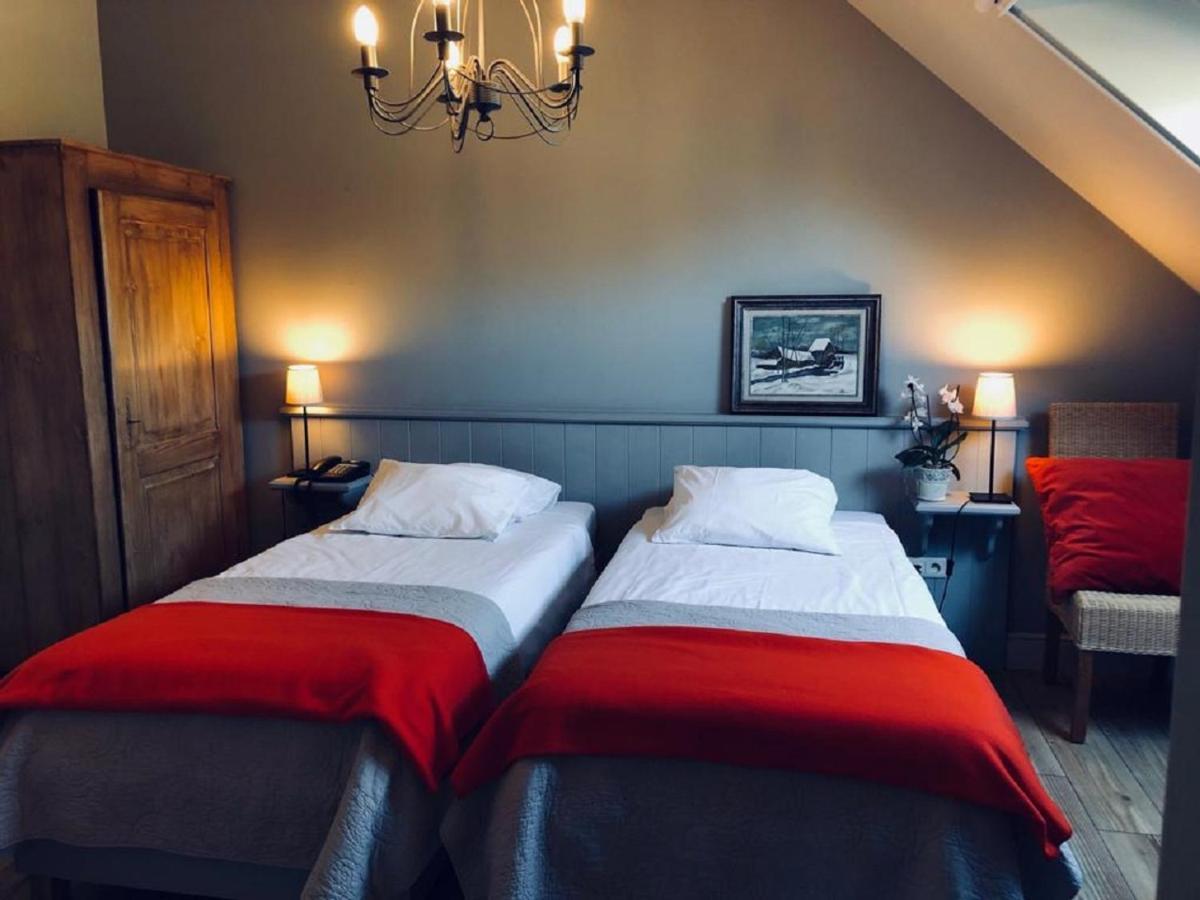 B&B Het Welthof Bree Bagian luar foto