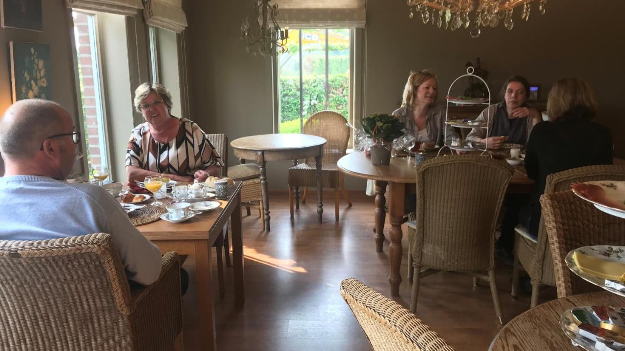 B&B Het Welthof Bree Bagian luar foto
