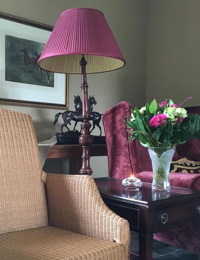 B&B Het Welthof Bree Bagian luar foto